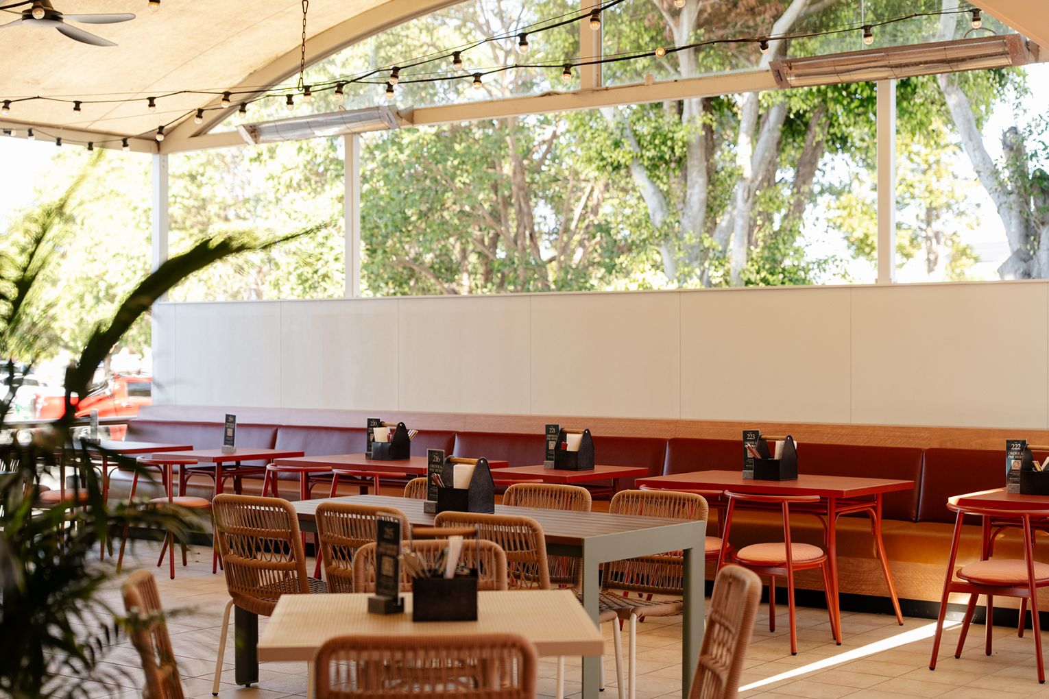 Runaway Bay Tavern, Runaway Bay | Credit: BLANKSTUDIOS