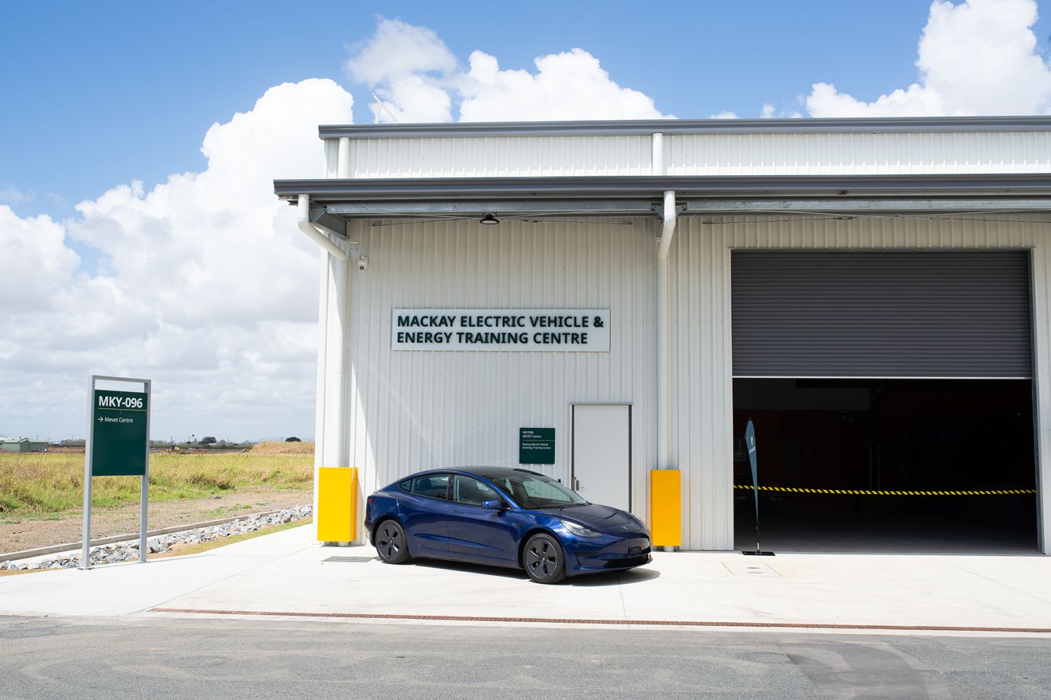 CQUniversity opened its new $10.7 million Mackay Electric Vehicle and Renewable Energy Training (MEVET) facility this week | Credit: image supplied