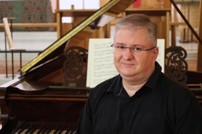 Thumbnail for Long day’s journey into night at epic organ concert
