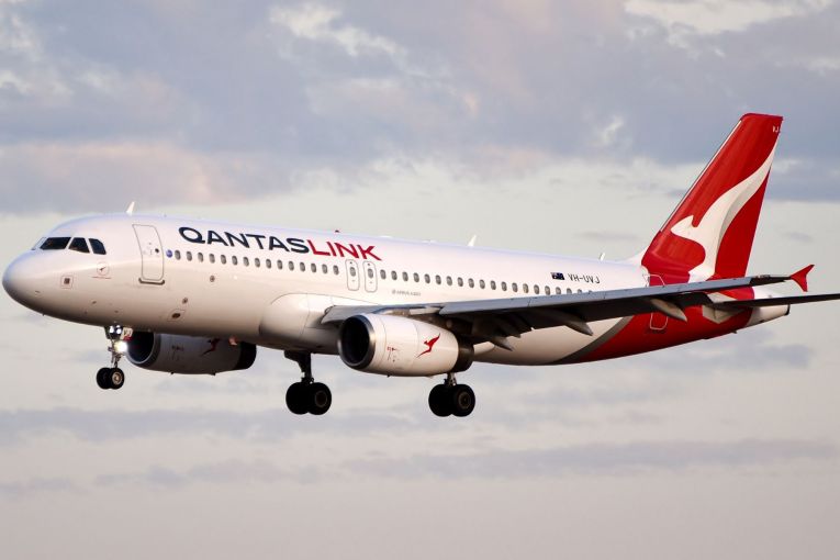 Thumbnail for SA Qantas staff on strike