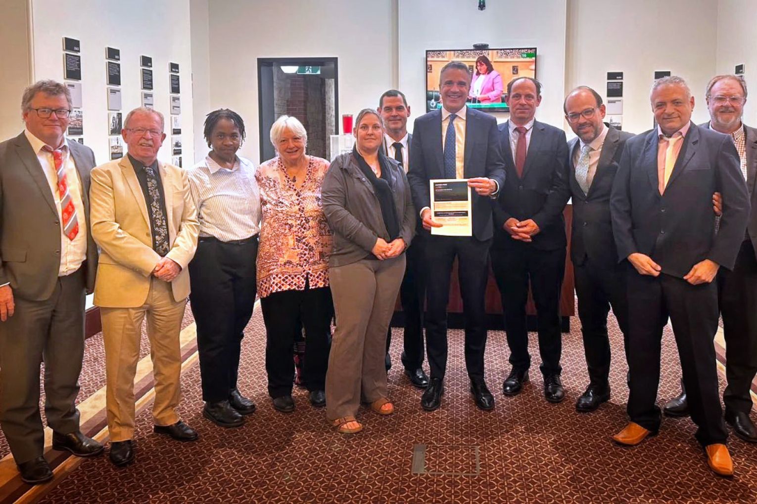Members of Coober Pedy together with Premier Peter Malinauskas in September. Picture: Coober Pedy Together.