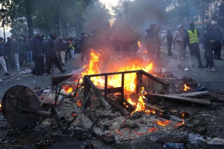 Thumbnail for Arrests and curfews: The French protest crackdown