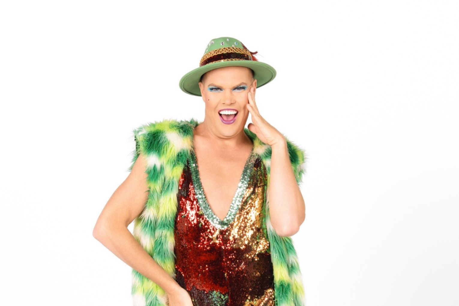 Matt Gilbertson performing as Hans for The Christmasettes.