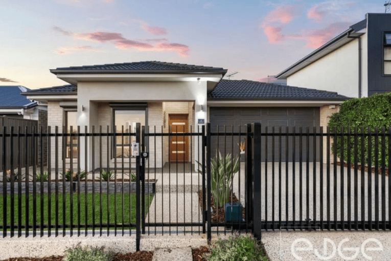 Thumbnail for 4 Kardi Street, Enfield