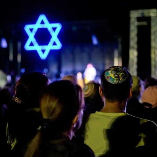 Thumbnail for Hundreds gather to mark moment October 7 attack started